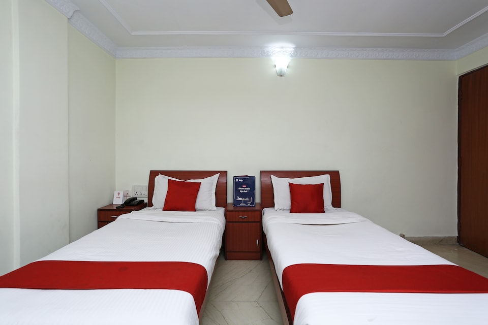 OYO Flagship 26243 Lake Market Kalighat, Gariahat Kolkata, Kolkata