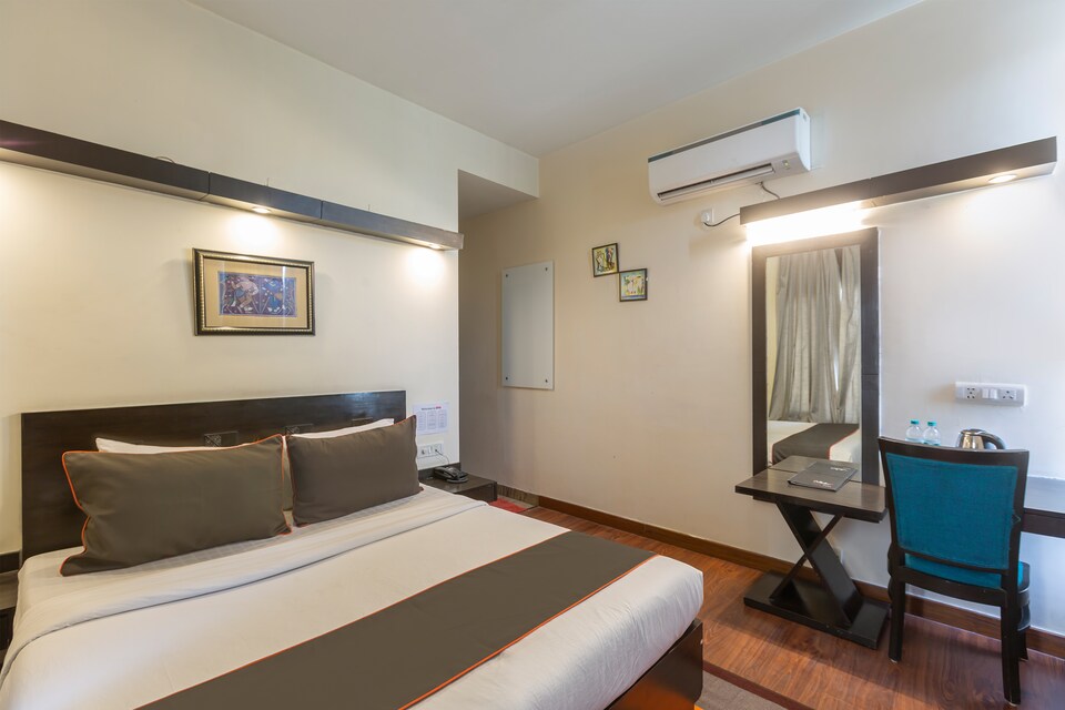 Collection O 30065 Chittranjan Park Block A, Greater Kailash Delhi, Delhi