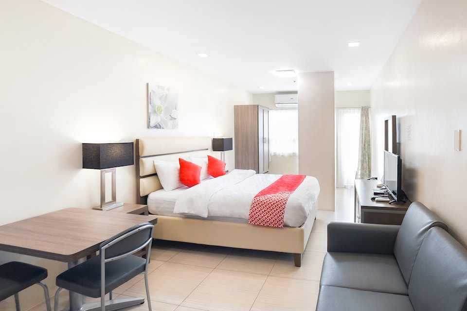 OYO 118 Hotel Merlo, San Antonio Manila, Manila