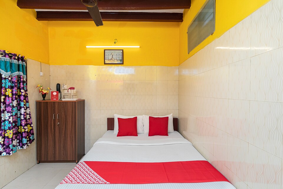 OYO 26460 Varsha Villa, Pondicherry City Centre, पांडिचेरी