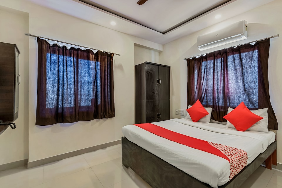 OYO 26467 Sumiran Plaza, Shirdi, Shirdi