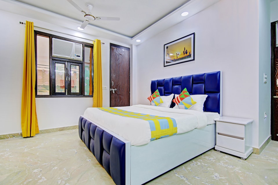 OYO Home 26468 , Rajouri Garden Delhi, Delhi