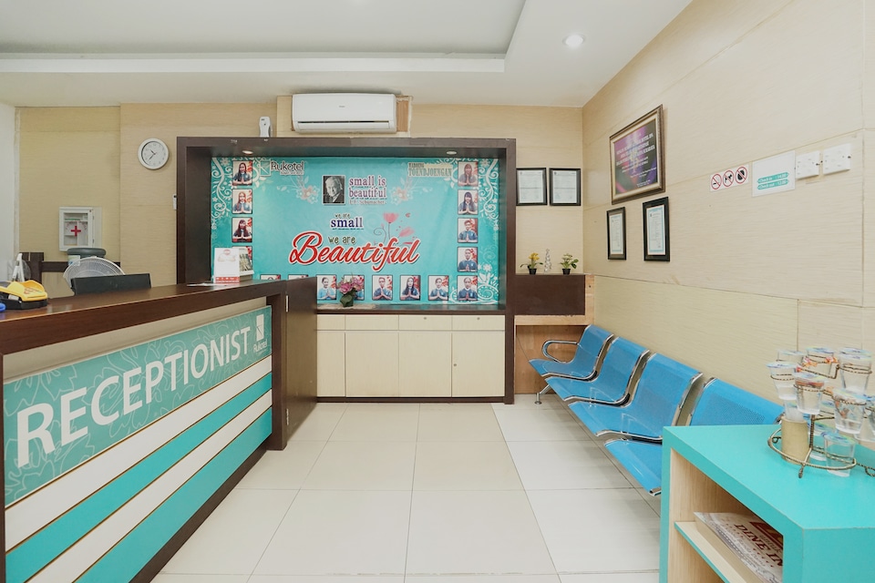 OYO 277 Rukotel, Genteng, Surabaya