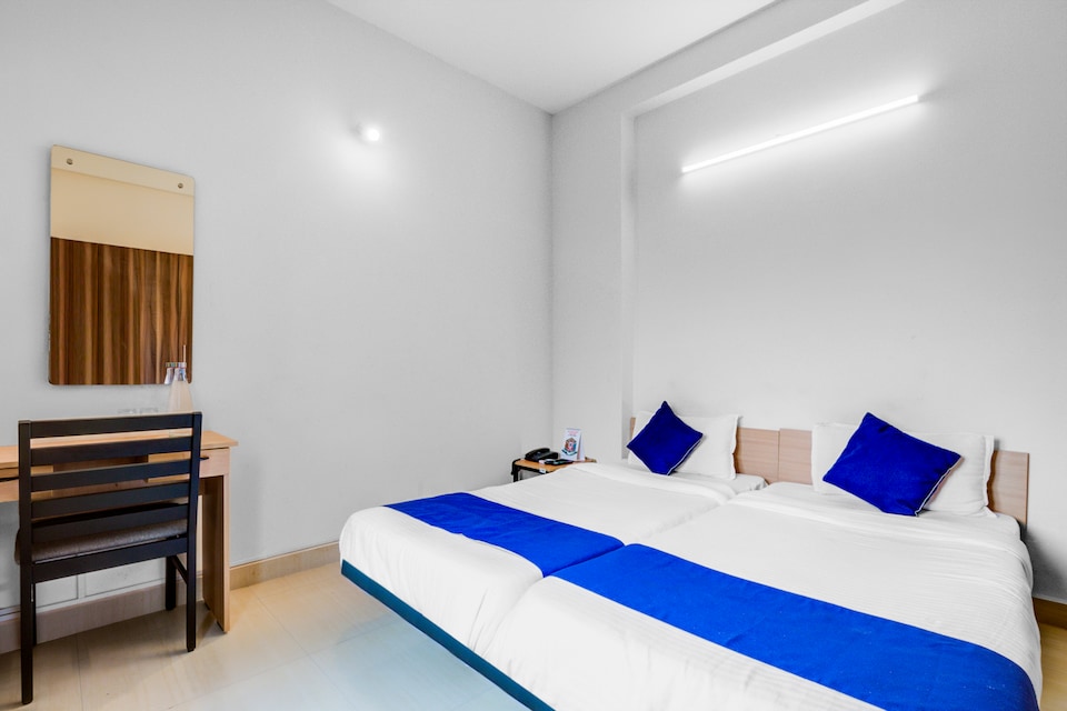 OYO SilverKey Pallikaranai, Velachery, Chennai