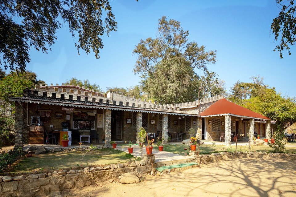 OYO Home Luxe 26477 Heritage Studio, Mount Abu, Mount-Abu