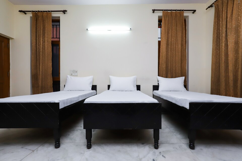 OYO LIFE NOD455 Sector 20, Noida City, Noida