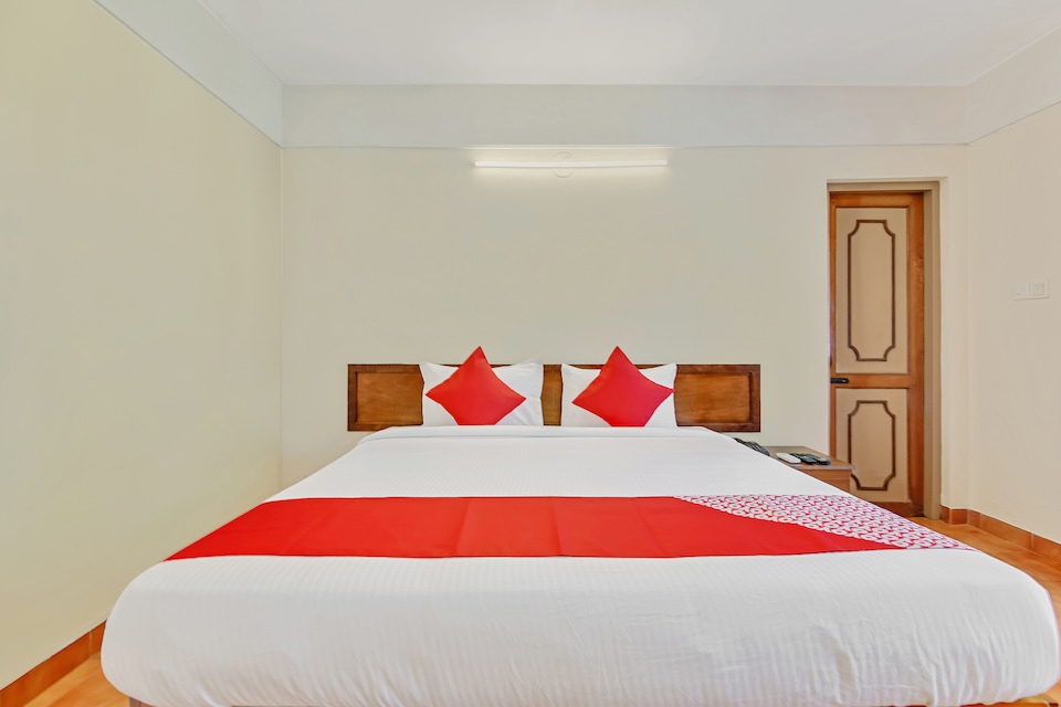 Flagship 26555 Salem Kochi Hwy, Medical College - Pattom, Trivandrum