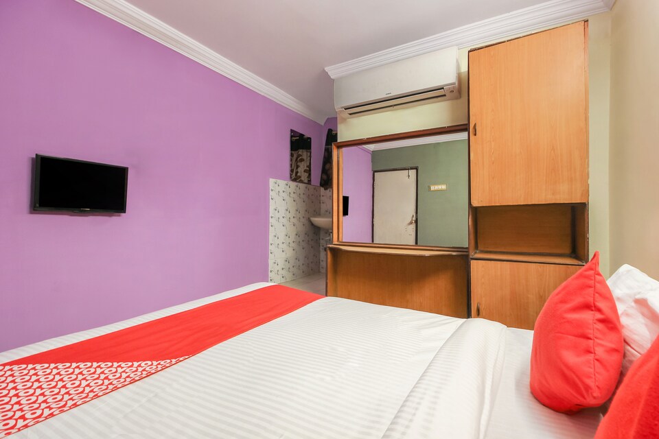 OYO 26562 Dazzle Stays, Begumpet-II, Hyderabad