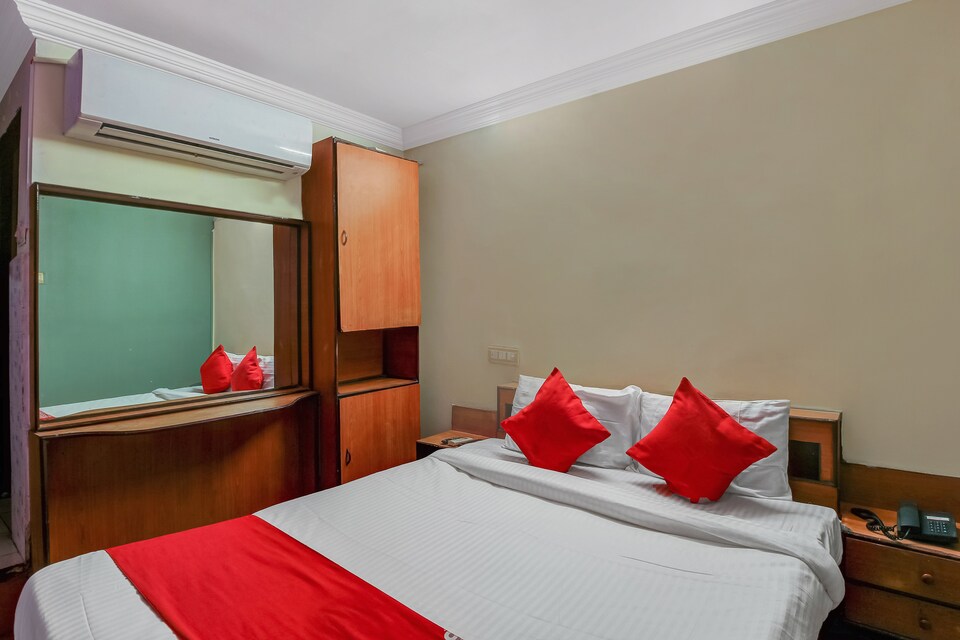 OYO 26562 Dazzle Stays, Begumpet-II, Hyderabad