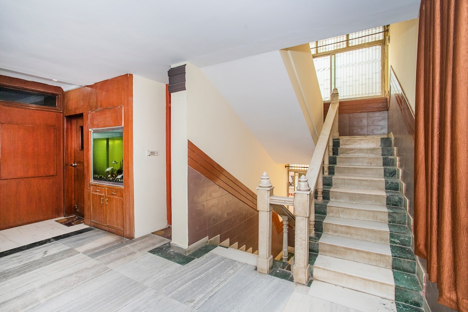 OYO Flagship 26565 Puttana Chetty Townhall, Banashankari Bangalore, Bangalore