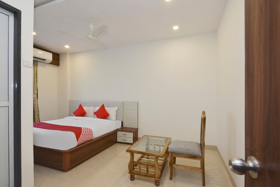 OYO Flagship 75724 Satyam Hospitality, Mumbai Panvel-CBD-Taloja, Mumbai