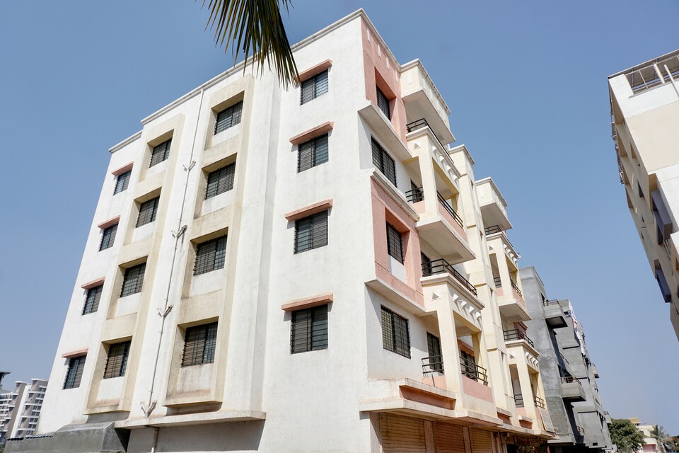 OYO LIFE PUN521 Manjri, Hadapsar Pune, Pune