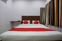 OYO Hari Krishna Palace