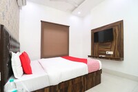 OYO Hotel Angad Inn