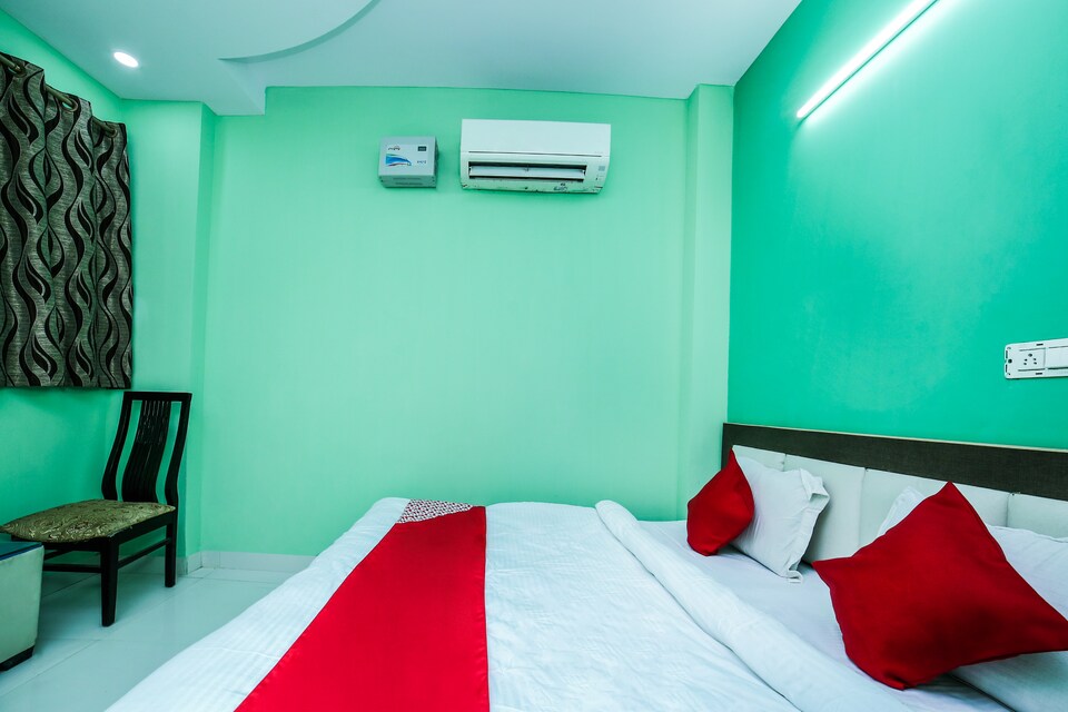 OYO 26623 Qlark Homestay, Paschim Vihar Delhi, Delhi