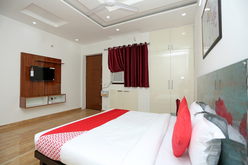 OYO Bleu Ville Prime, Faridabad, Faridabad