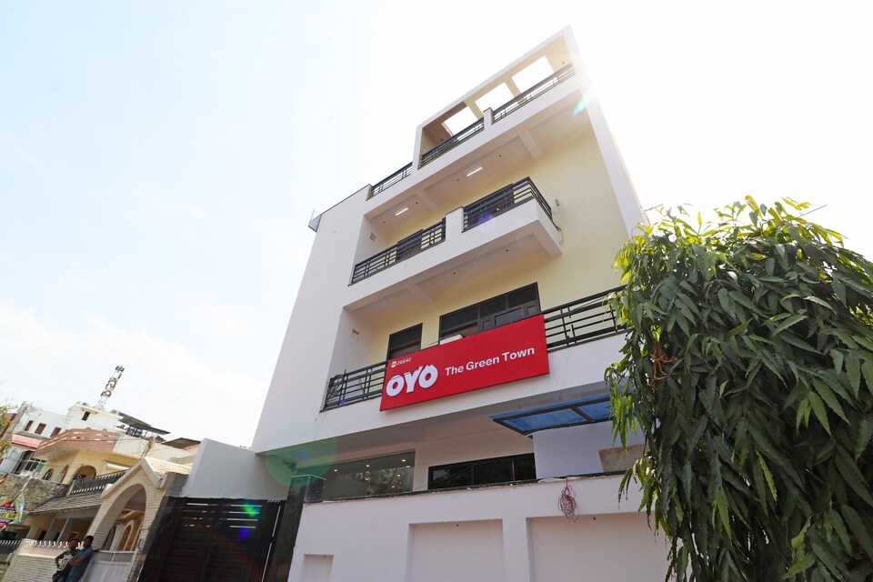 Live as LCK2104, Gomti Nagar Lucknow, Lucknow