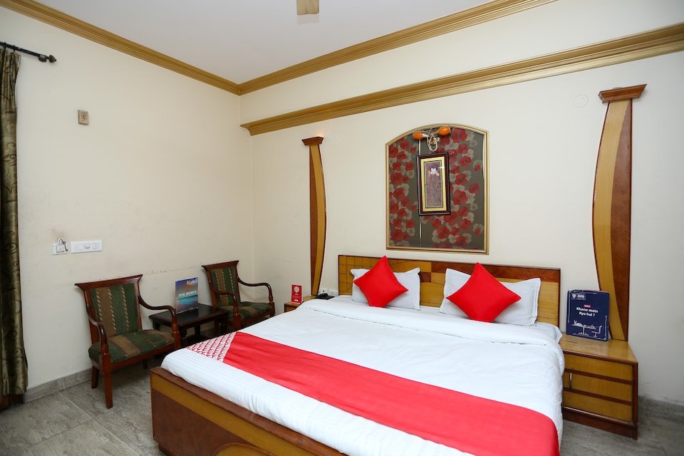 OYO 26647 Minar Hotel, Aligarh, Aligarh