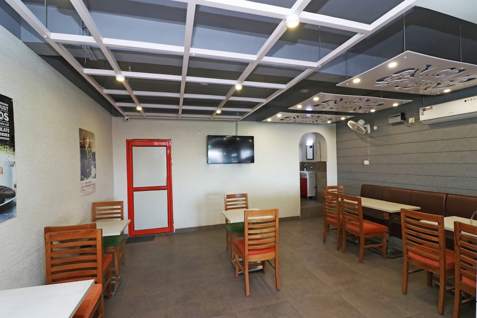 OYO 26649 Hotel Shhalom, Tikonia Haldwani, Haldwani