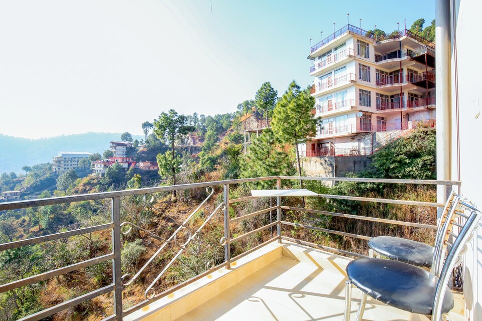 OYO Home 26656 Classic 1 BHK, Kasauli, Kasauli