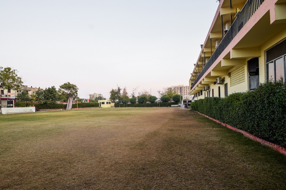 Hotel O Parmanand Garden, Fateh Sagar, उदयपुर