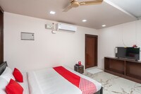 OYO Pmr Guest Inn