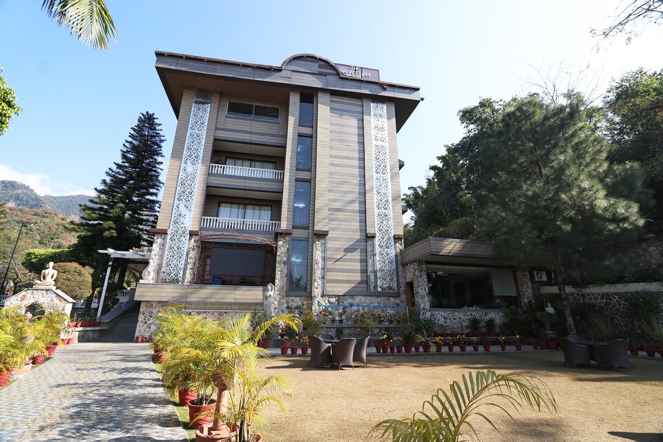 Capital O 26684 The Shahanshahi Resort, Rajpur Road Dehradun, Dehradun