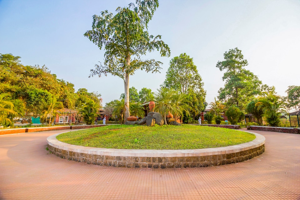 OYO 26744 Piccadilly Country Club and Resort, Mumbai- Kalyan-Bhiwandi- Badalapur, Mumbai