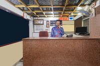 OYO Shree Malak Hotel