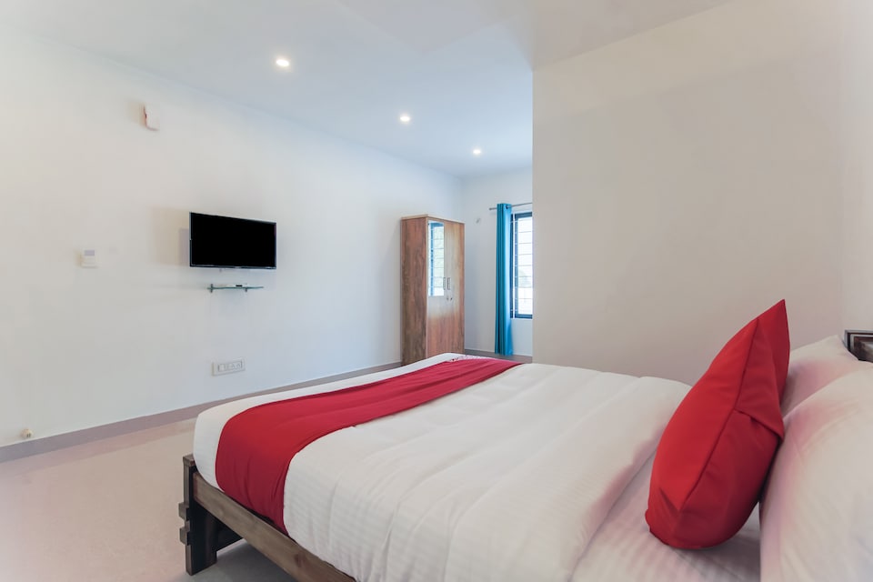 OYO 26769 Vijaya Inn, Madikeri, Coorg