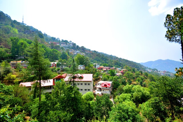 OYO Home 26786 Enticing Studio Stay Garkhal