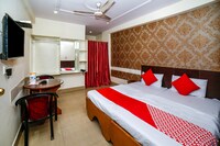 OYO Hotel Tourist