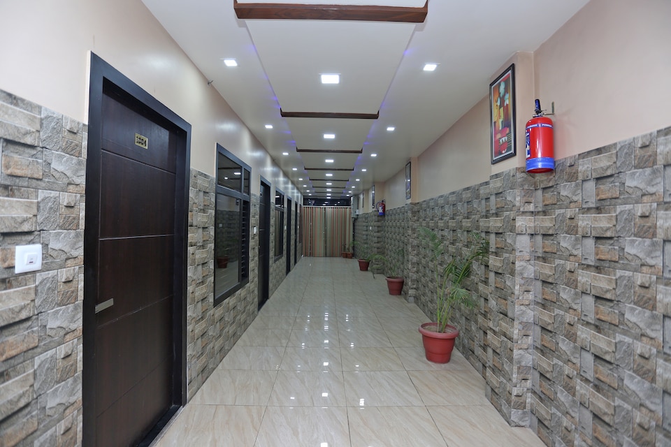 OYO 26803 Hotel City Inn, Ayodhya, Ayodhya