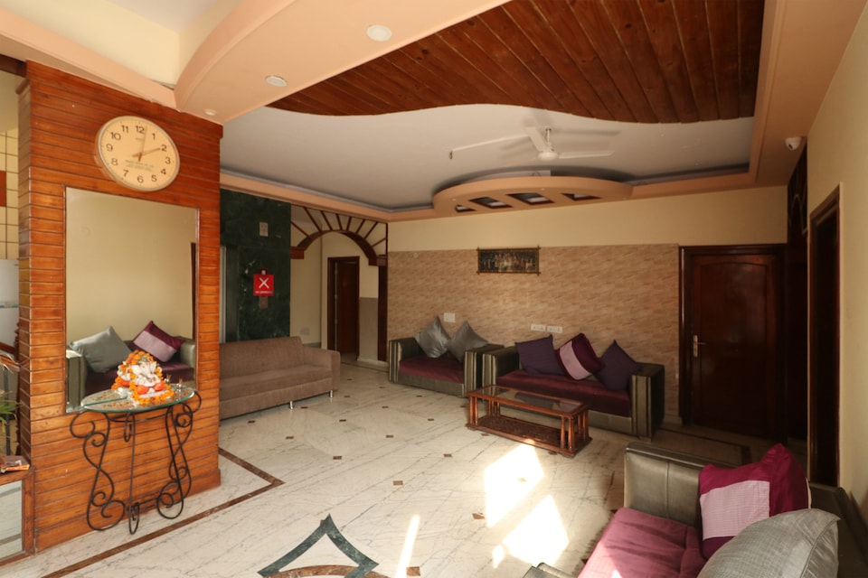 OYO Moonlight Residency, Cyber City Extension, Gurgaon
