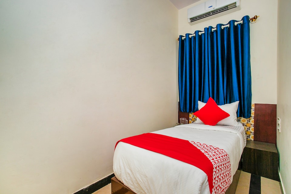 OYO 26817 GKS Residency, BTM Bangalore, Bangalore