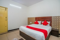 OYO 26817 GKS Residency