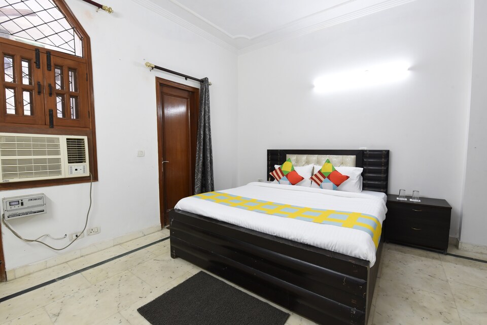 OYO 26828 Graceful Stay Lajpat Nagar, Lajpat Nagar Delhi, Delhi