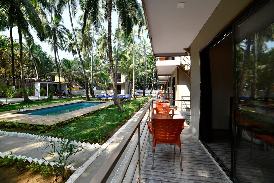 OYO 26851 La Perla Resort, Morjim Goa, गोवा