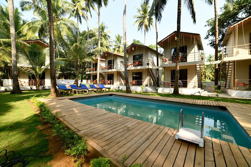 OYO 26851 La Perla Resort, Morjim Goa, गोवा