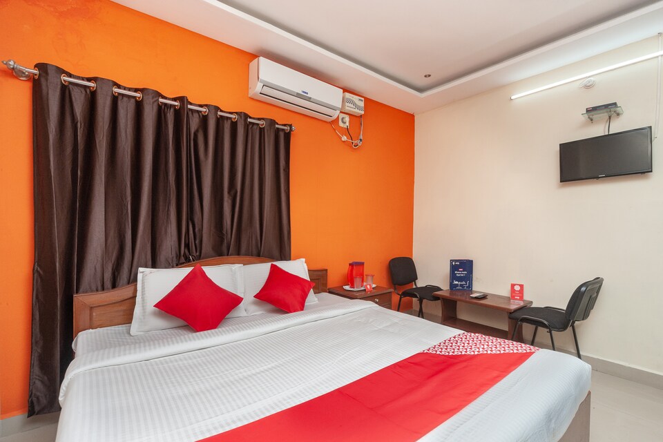 OYO 26862 Hotel Sri Shiva Shakti, Srikalahasthi, Srikalahasthi