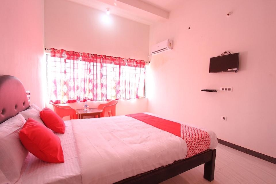 OYO 26870 Hotel Royal Valley, Gokarna, Gokarna