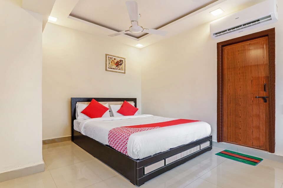 OYO 26872 Hotel Hindustan  OYO Rooms Mangalore  Book    899 OYO