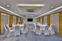 Capital O 145 Sendan Residence