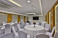 Capital O 145 Sendan Residence