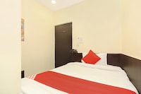 Hotel O Vasundhara Guest House Near Tankbund