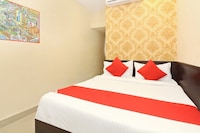 Hotel O Vasundhara Guest House Near Tankbund