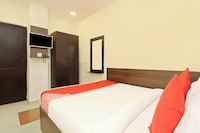 Hotel O Vasundhara Guest House Near Tankbund