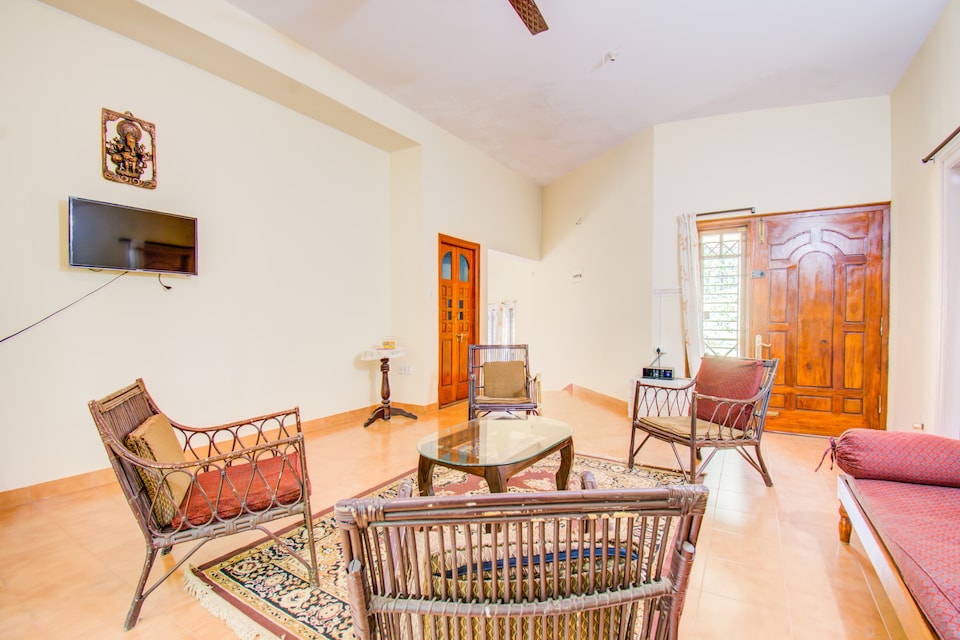 OYO Home 26894 Elegant 2BHK Madapur, Madikeri, Coorg