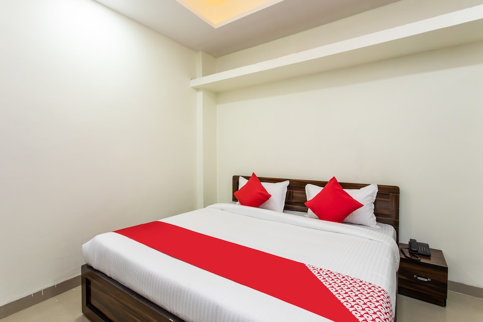 Hotel O Manjulam Regency, Rajender Nagar, Indore