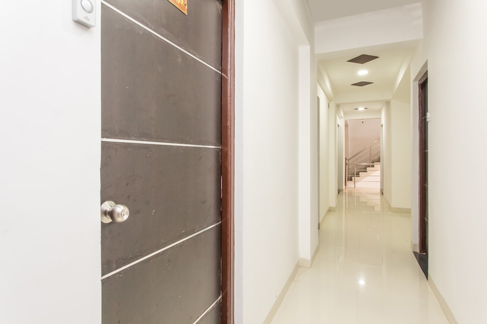 Hotel O Manjulam Regency, Rajender Nagar, Indore